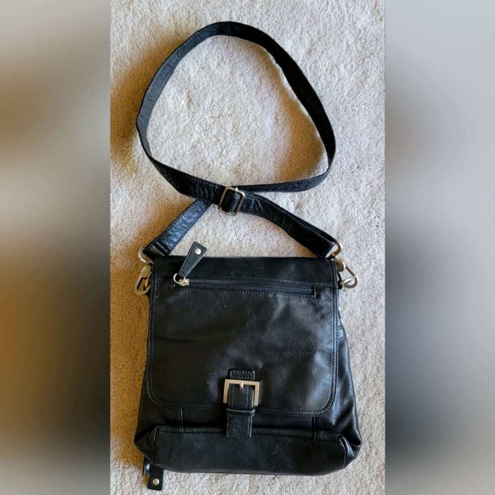 Audrey Brook genuine black leather crossbody bag